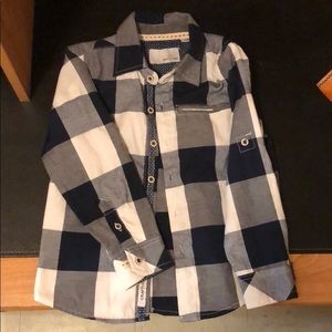 Size 4 Boys Button up